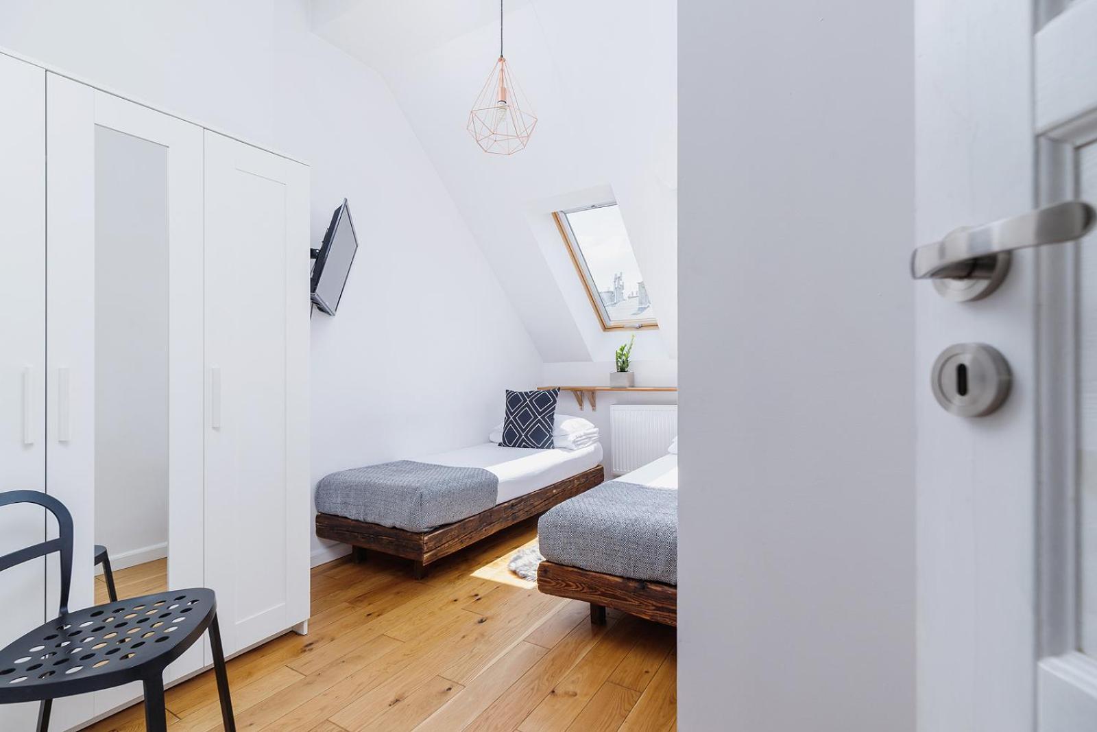 2 Bedroom Apartment With Terrace- Pilsudskiego 11 Kraków Exteriör bild